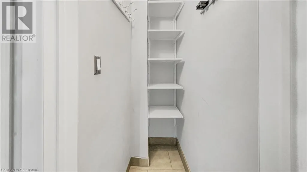 202 LAVINA Crescent Unit# 10, #10