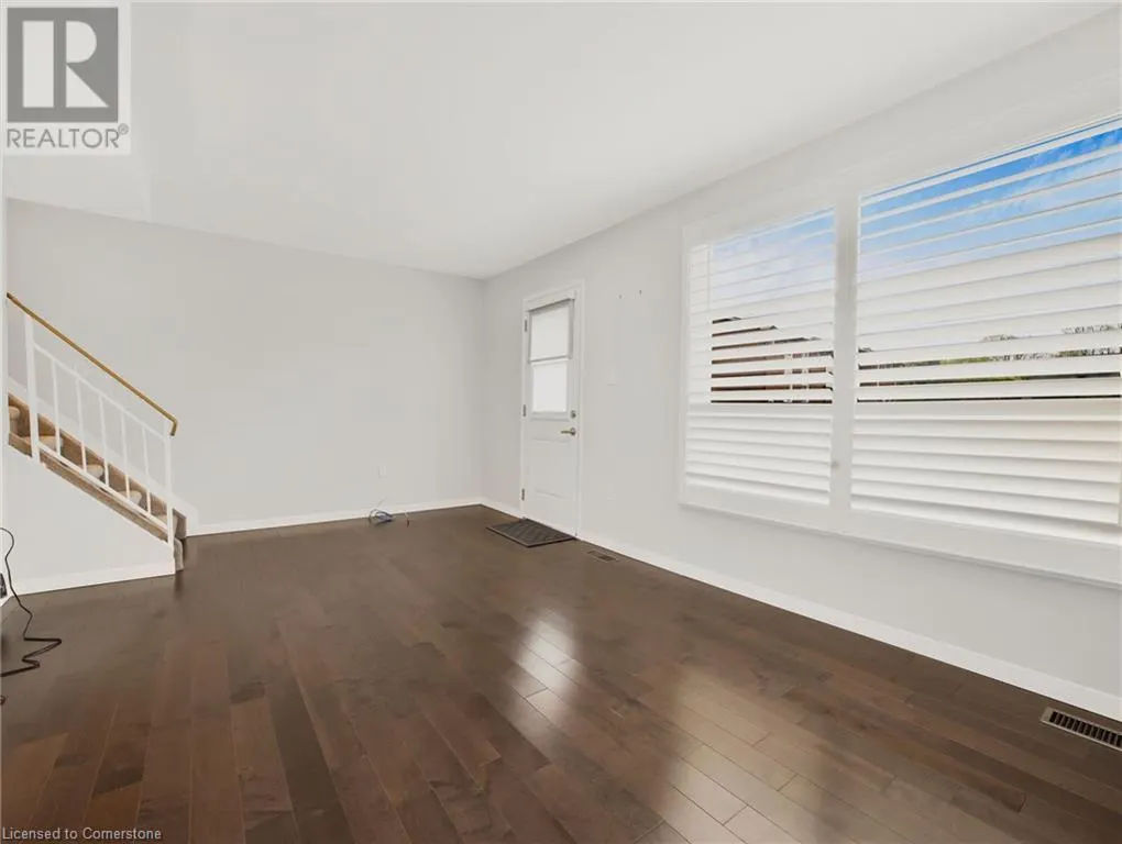 202 LAVINA Crescent Unit# 10, #10