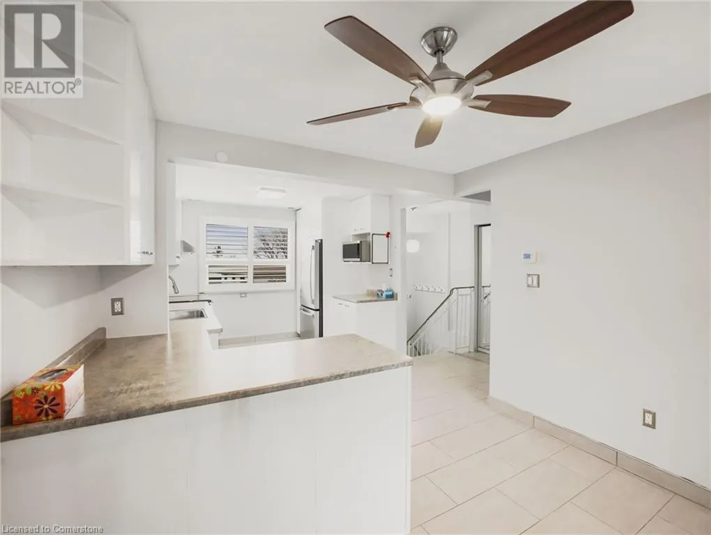 202 LAVINA Crescent Unit# 10, #10