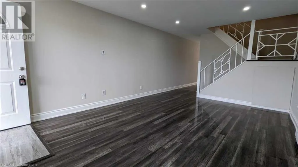 8646 WILLOUGHBY Drive Unit# 18, #18
