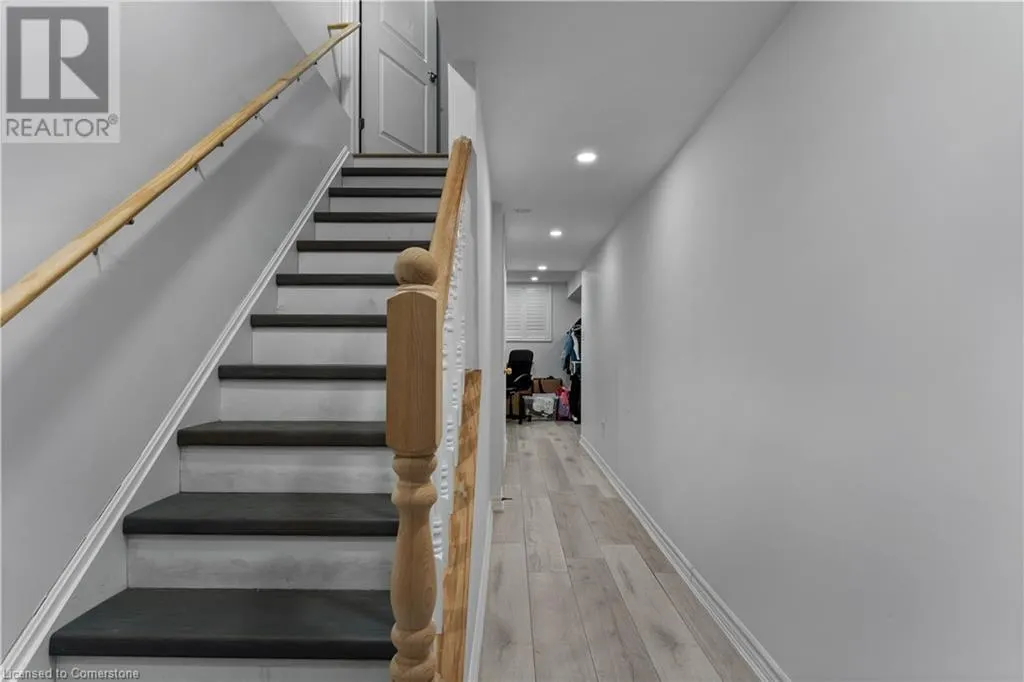 377 GLANCASTER Road Unit# 20, #20