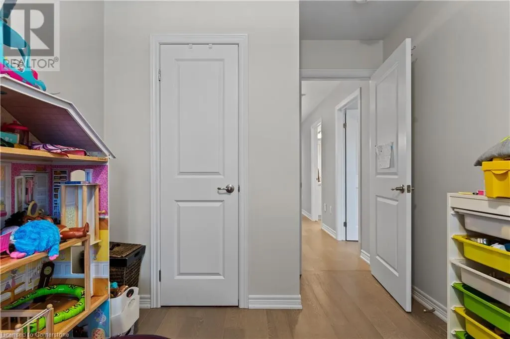 377 GLANCASTER Road Unit# 20, #20