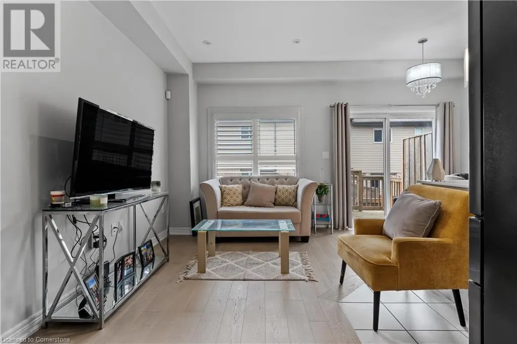 377 GLANCASTER Road Unit# 20, #20