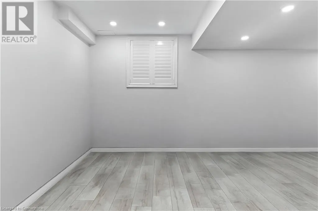377 GLANCASTER Road Unit# 20, #20