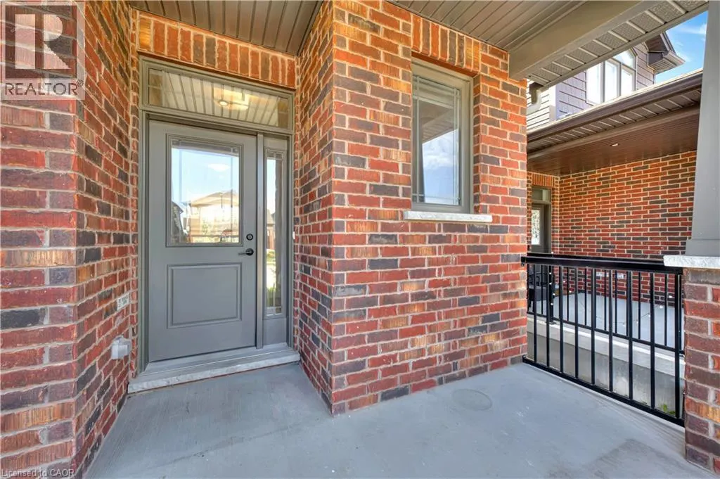 35 LOXLEIGH Lane