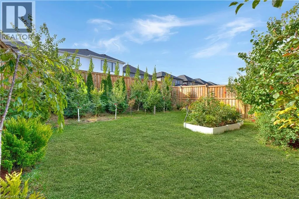 35 LOXLEIGH Lane