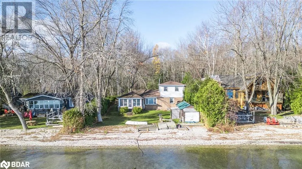 769 WOODLAND Drive