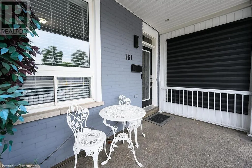 161 OAK Avenue