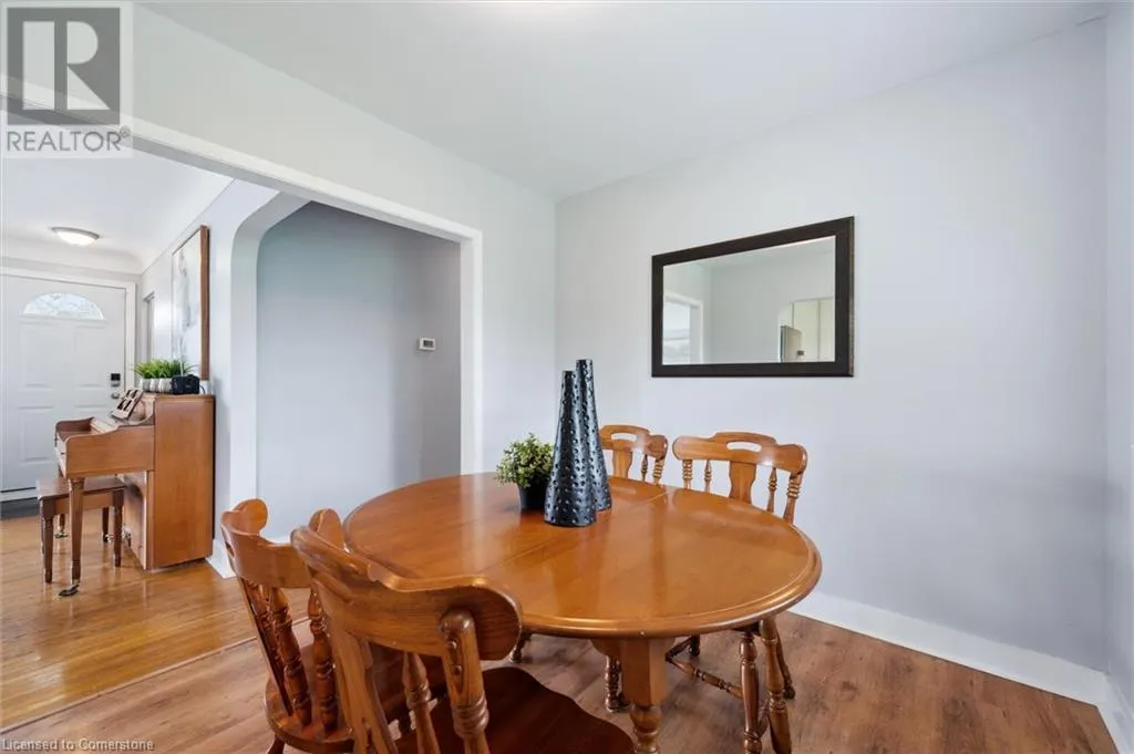 13 MEADOWVALE Avenue