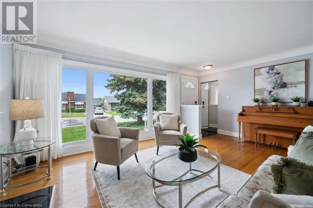 13 MEADOWVALE Avenue