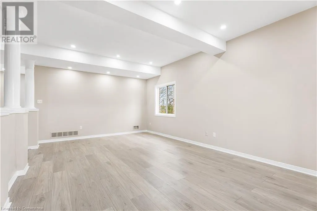 155 ELMIRA Road N