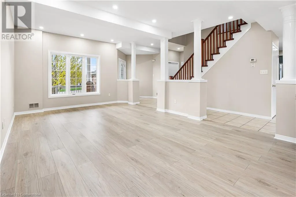 155 ELMIRA Road N