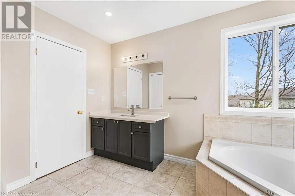 155 ELMIRA Road N