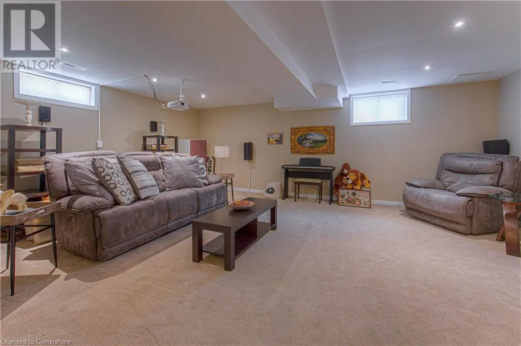 17 ROSEMOUNT Drive