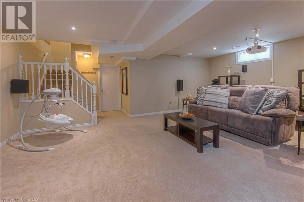 17 ROSEMOUNT Drive