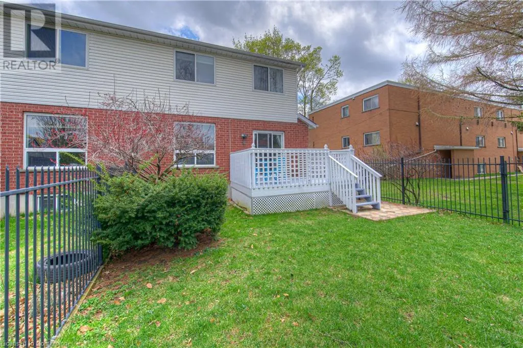 17 ROSEMOUNT Drive