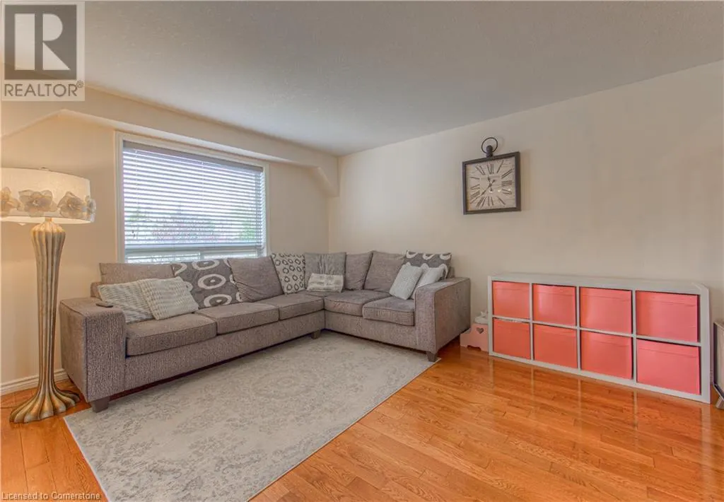 17 ROSEMOUNT Drive