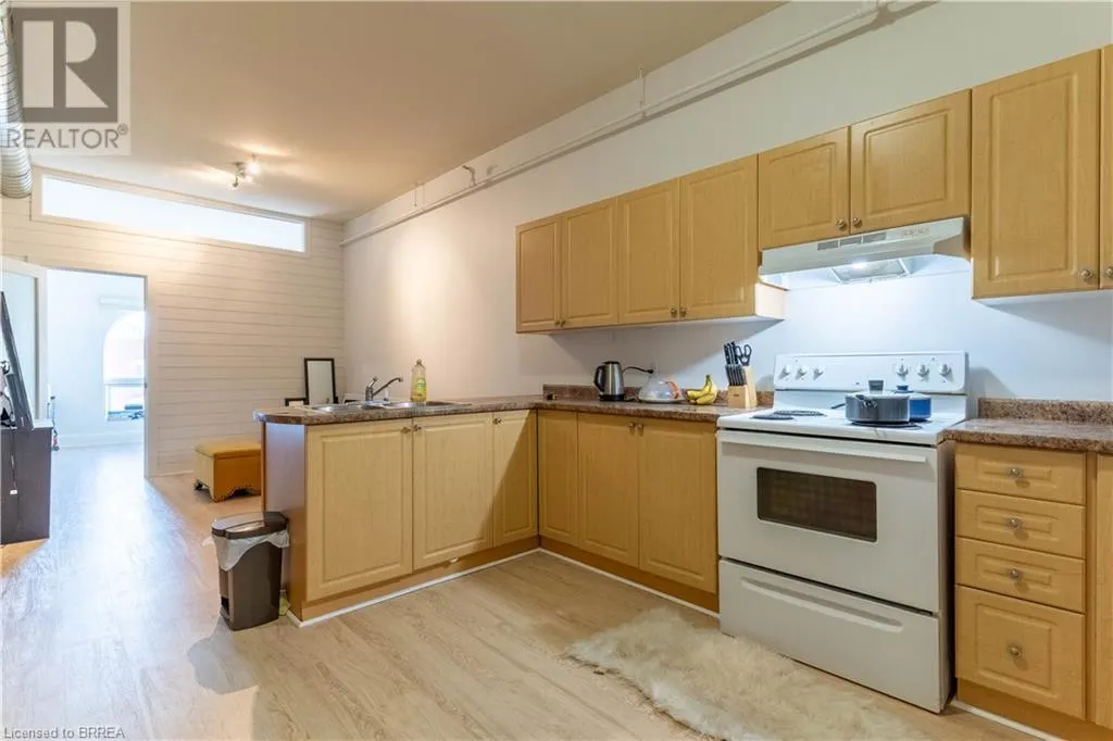 150 COLBORNE Street E Unit# 405, #405