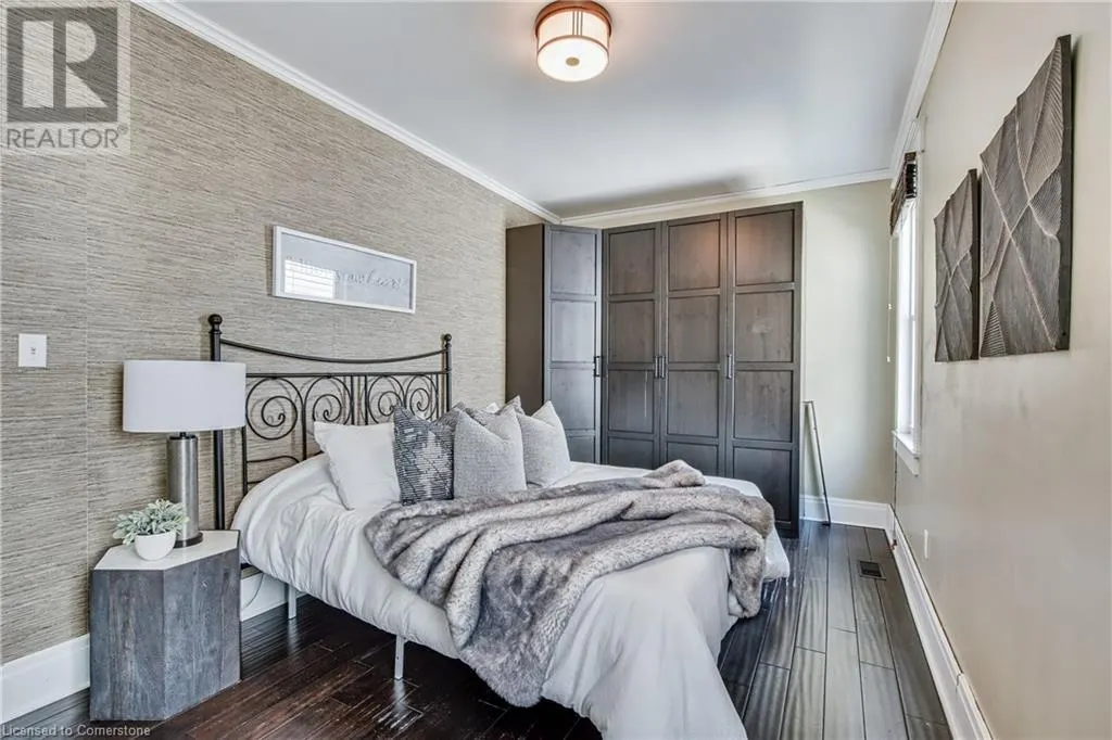 4 RAVINE Road