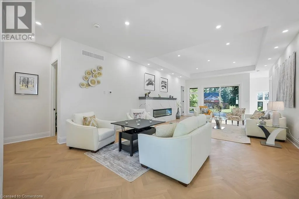 232 ELLIS Avenue
