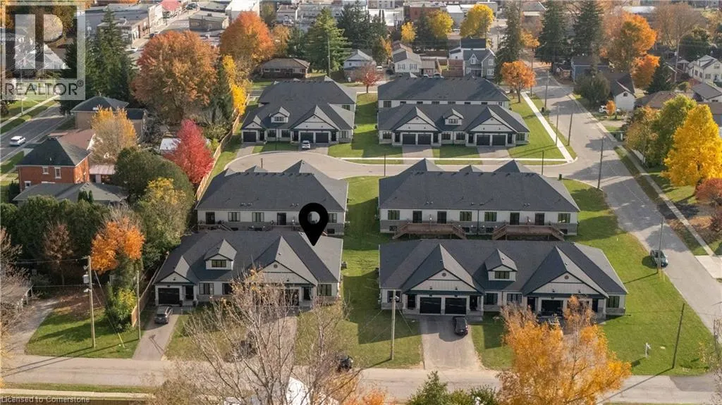 5.5 SOUTH COURT Street W