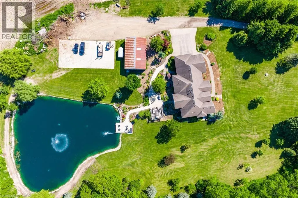 1436 SNYDERS Road E