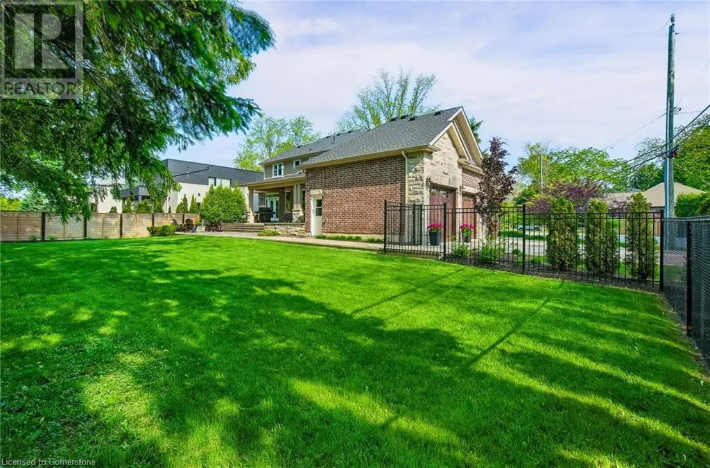50 LLOYMINN Avenue