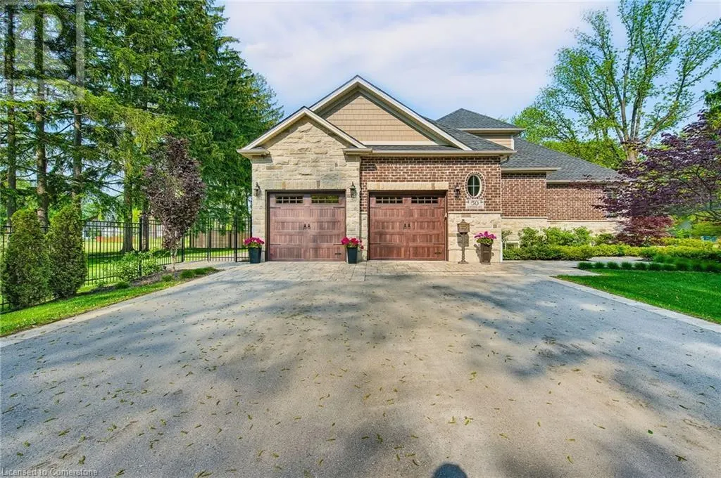 50 LLOYMINN Avenue