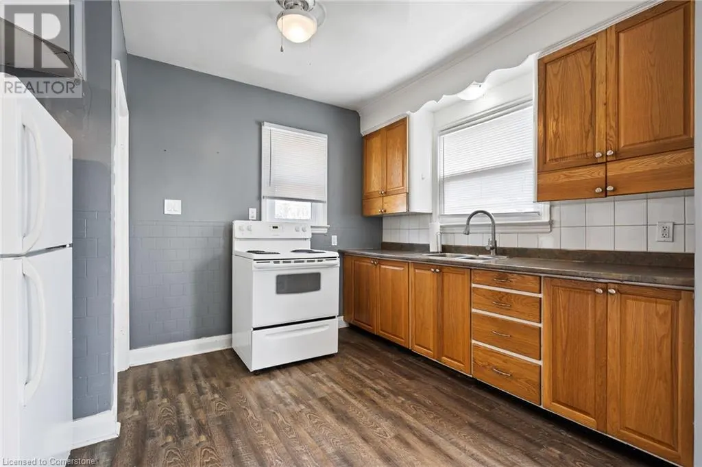 11 MARLBOROUGH Avenue