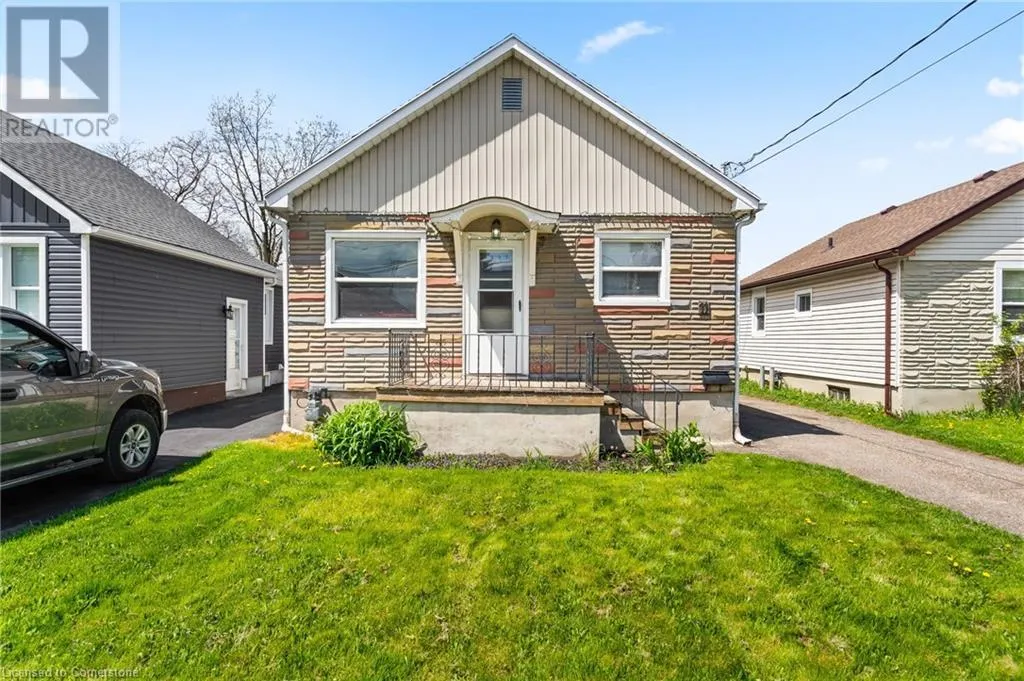 11 MARLBOROUGH Avenue