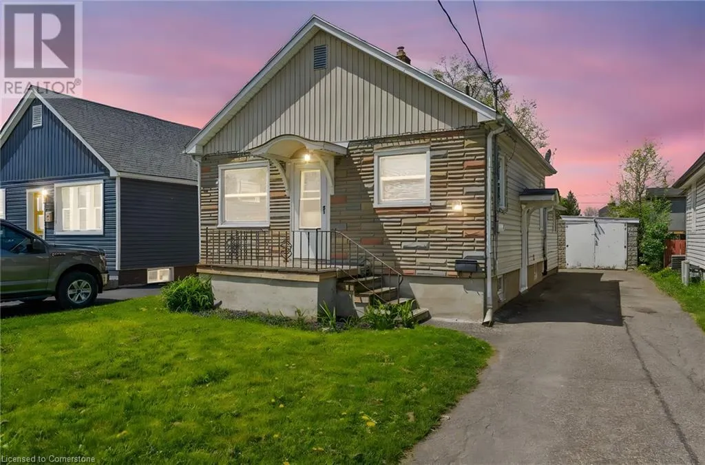 11 MARLBOROUGH Avenue