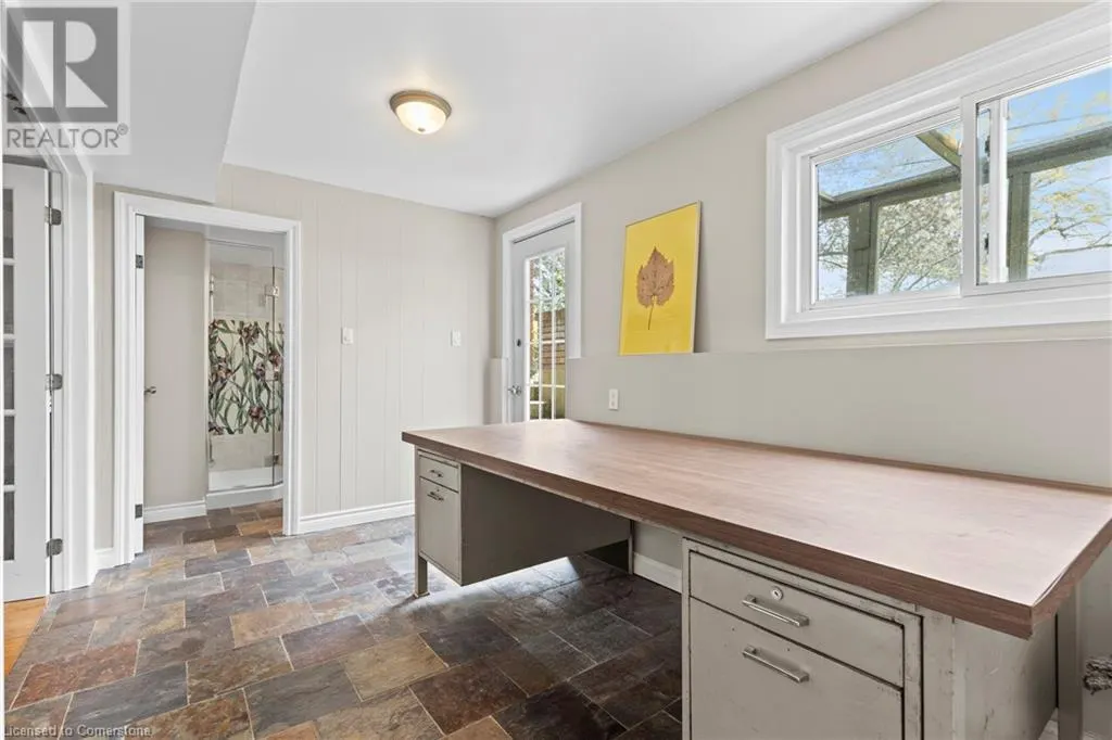 488 TOWNLINE Road