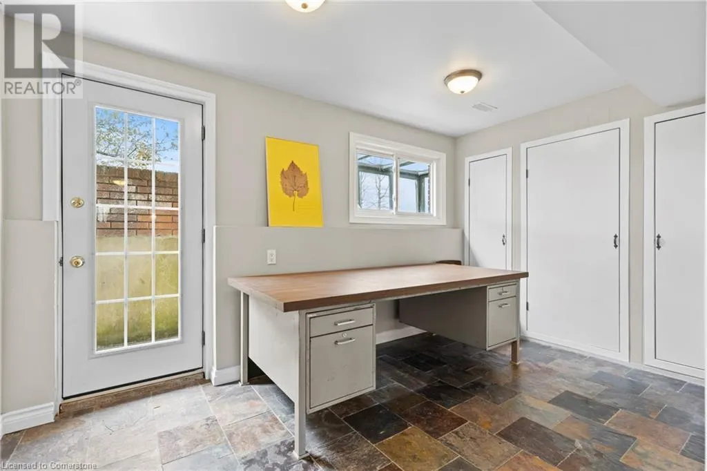 488 TOWNLINE Road