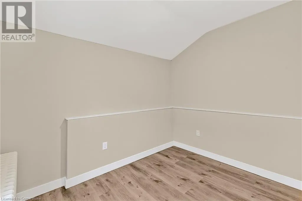82 WELLAND Avenue Unit# 5, #5