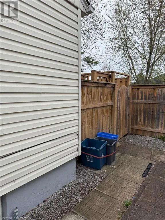 41 BEAMER Street Unit# 2, #2