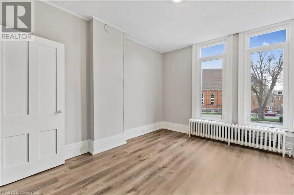 82 WELLAND Avenue Unit# 10, #10