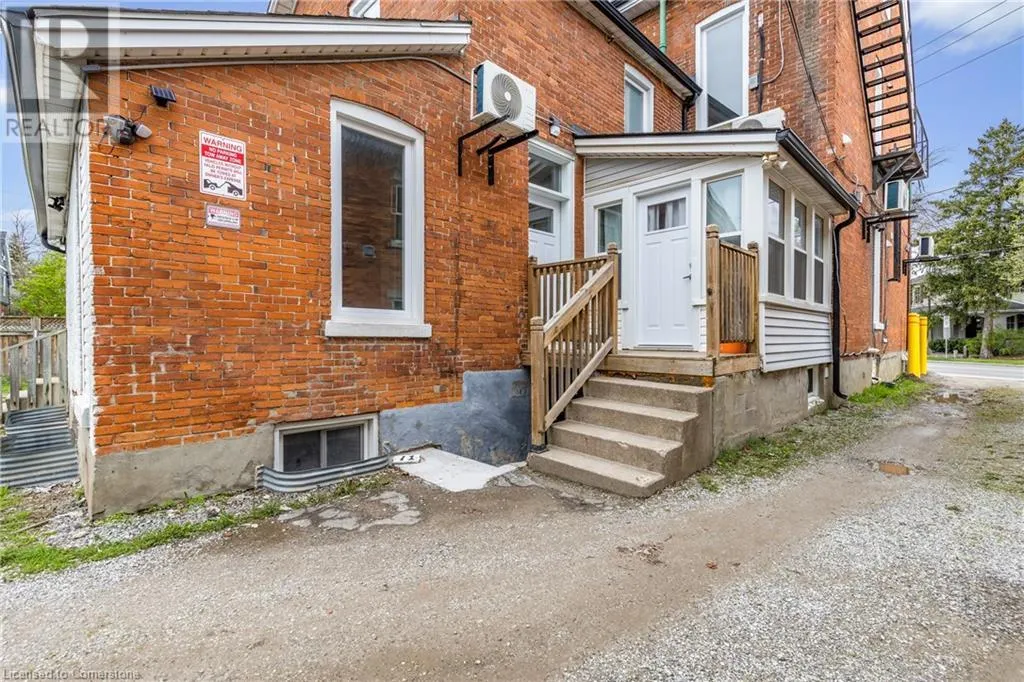 82 WELLAND Avenue Unit# 10, #10