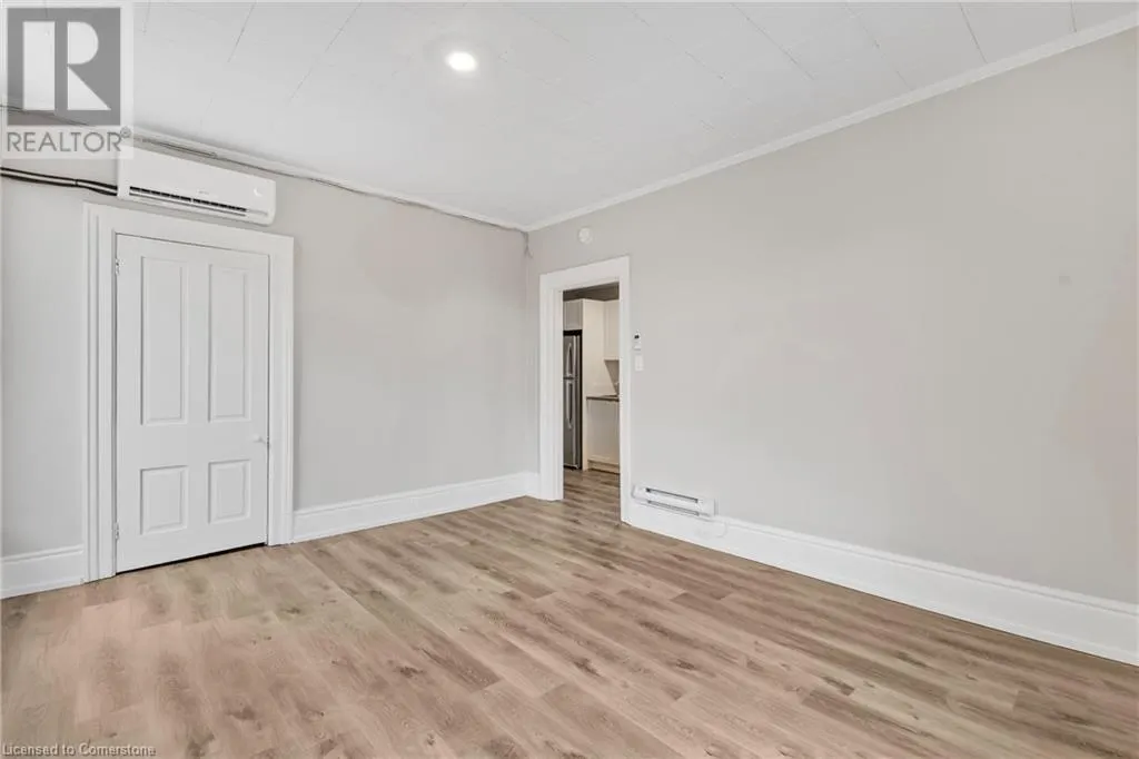 82 WELLAND Avenue Unit# 10, #10