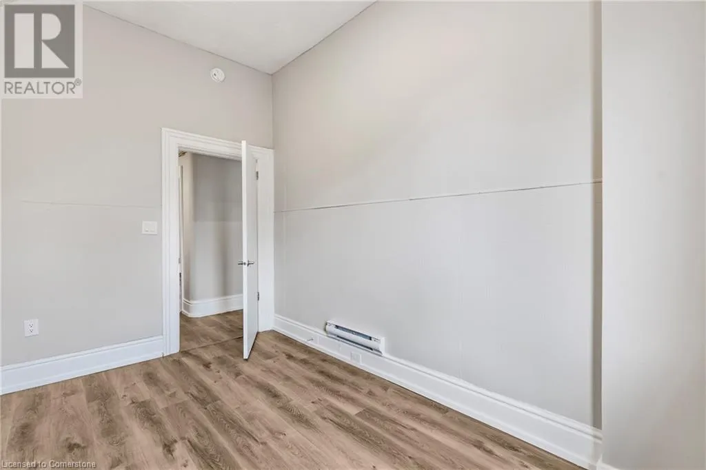 82 WELLAND Avenue Unit# 10, #10