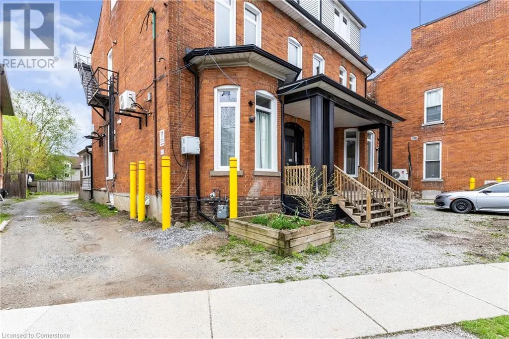 82 WELLAND Avenue Unit# 10, #10