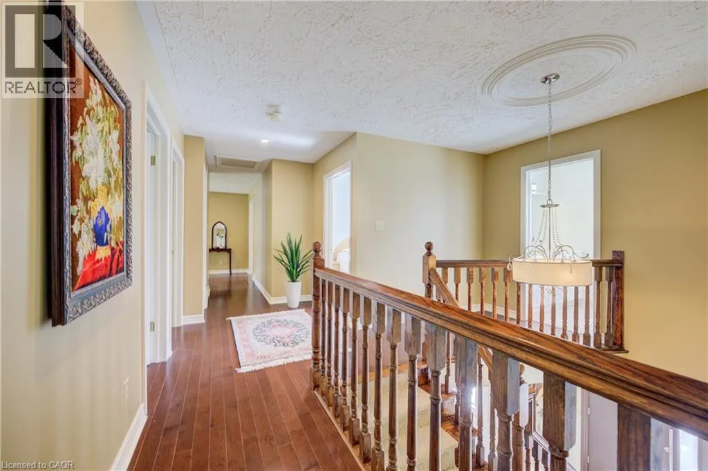 610 STONEBURY Crescent