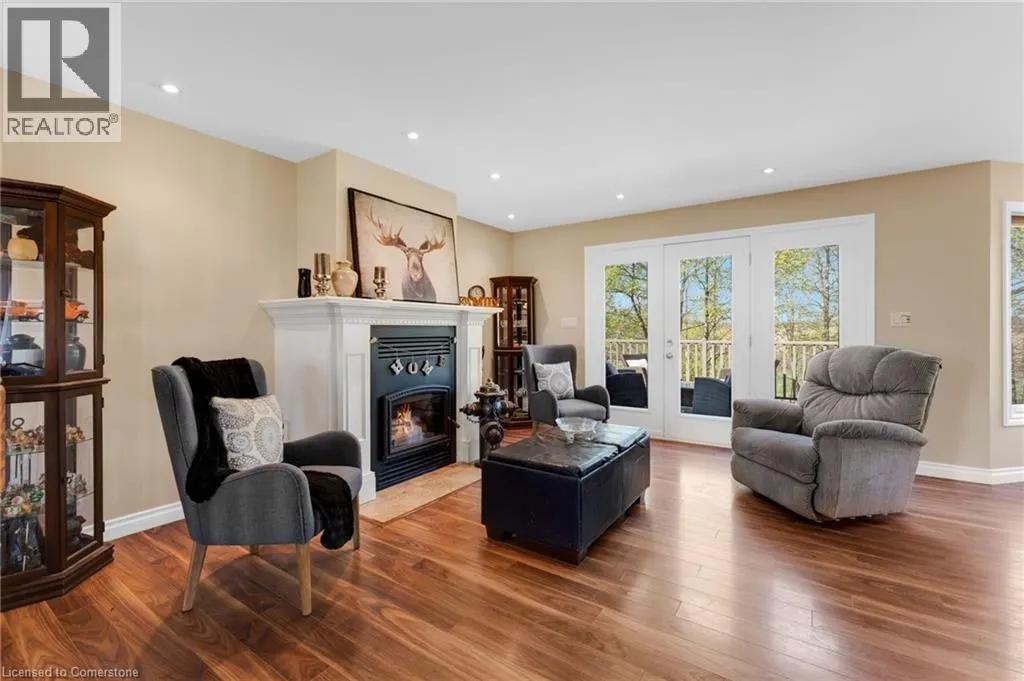 9488 NORTH CHIPPAWA Road