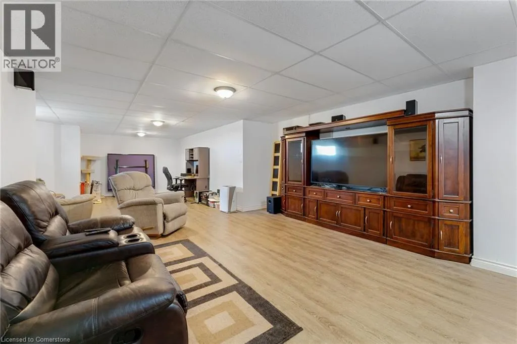 9488 NORTH CHIPPAWA Road