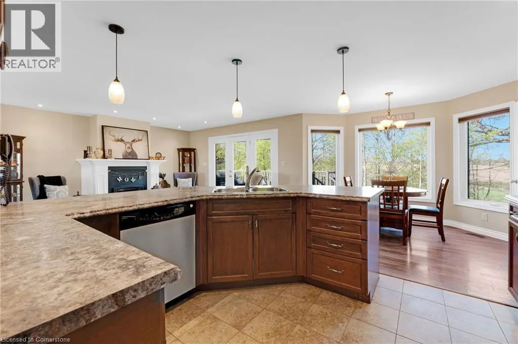 9488 NORTH CHIPPAWA Road