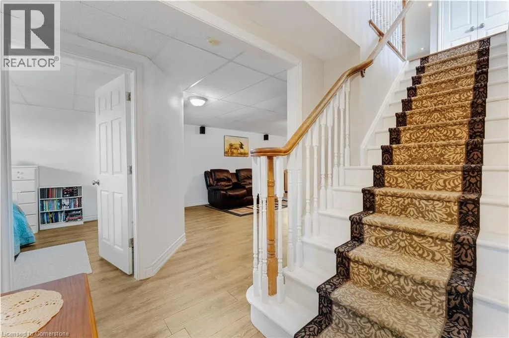 9488 NORTH CHIPPAWA Road