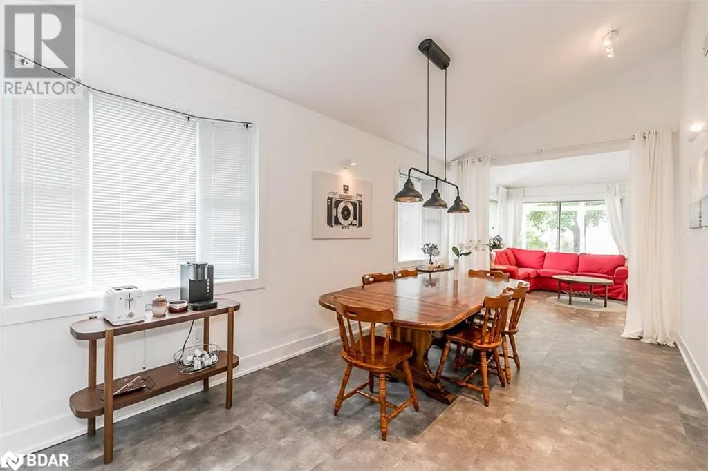 1283 MAPLE Road