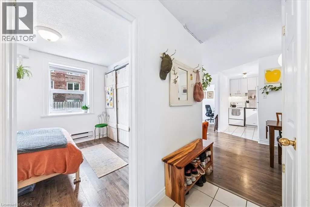 114 VAUGHAN Road Unit# 103, #103