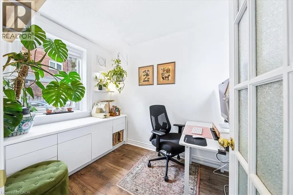 114 VAUGHAN Road Unit# 103, #103