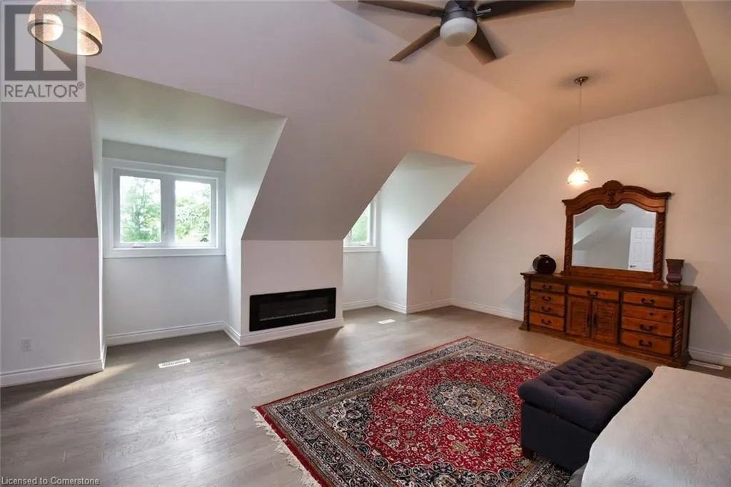 237 HIGHLAND Road E