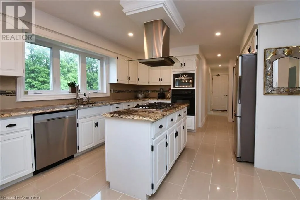 237 HIGHLAND Road E